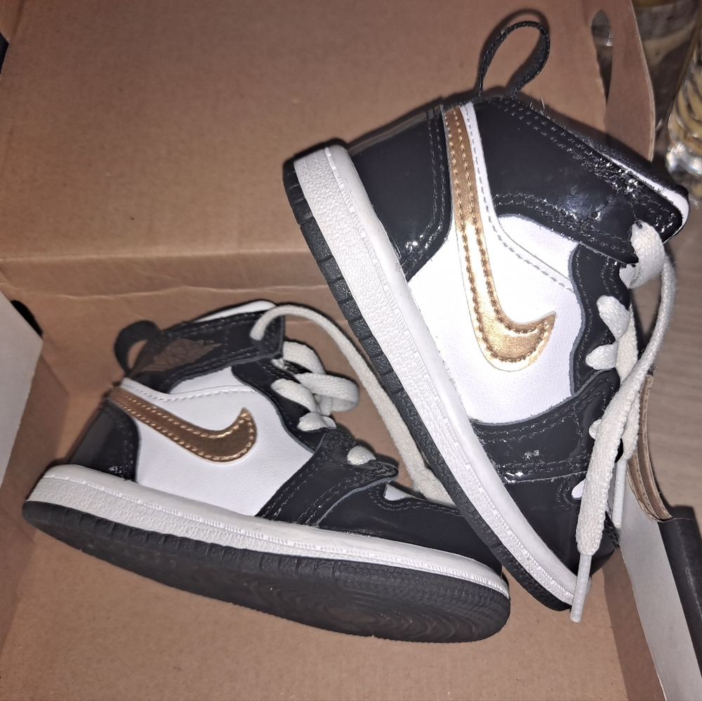 Toddler shoes